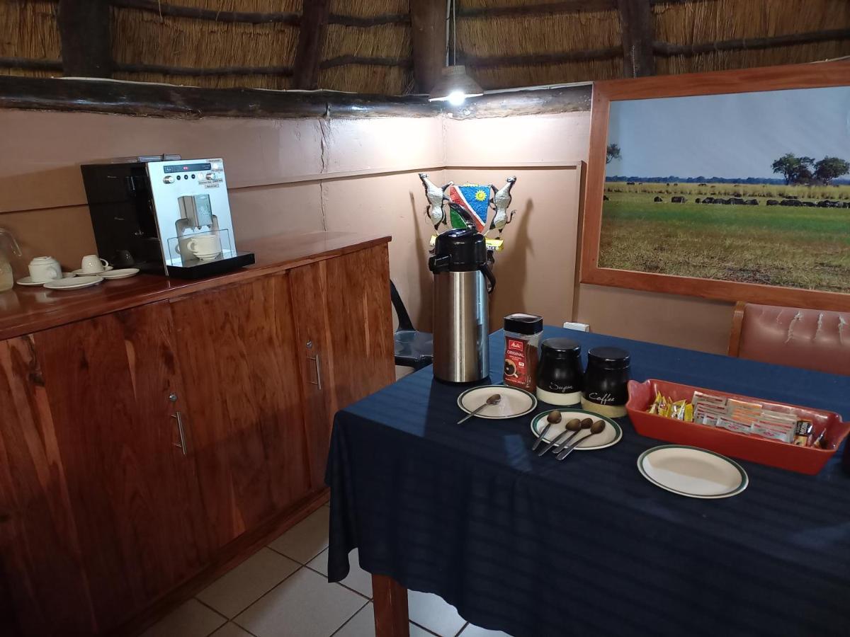 Divundu Guest House Экстерьер фото